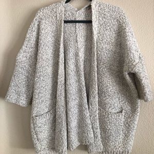 WOVEN HEAVY SWEATER 3/4 LENGTH SLEEVE GREY WHITE